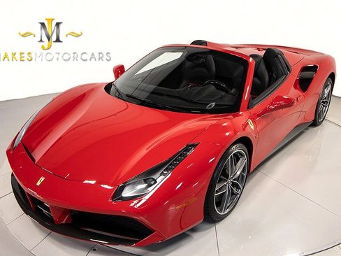Used 2018 Ferrari 488 Spider image 22