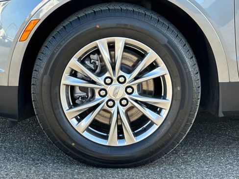 Certified 2022 Cadillac XT5 Premium Luxury FWD image 37