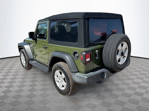 Used 2021 Jeep Wrangler Sport AWD/4WD image 8