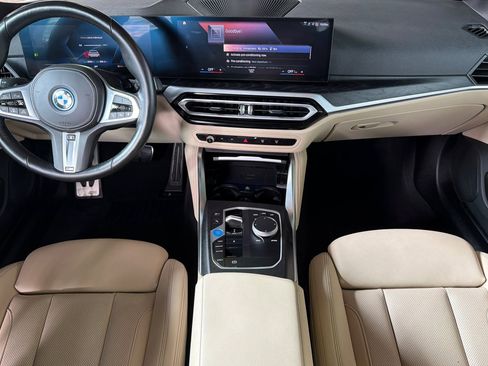 Used 2023 BMW i4 eDrive40 w/ M Sport Package image 17