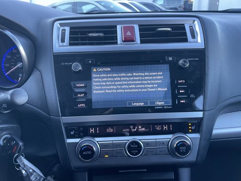 Used 2015 Subaru Outback 2.5i Premium image 44