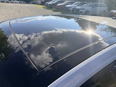 Used 2019 Volkswagen GTI SE FWD image 6