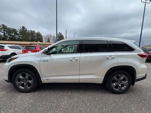Used 2017 Toyota Highlander Limited Platinum AWD/4WD image 4