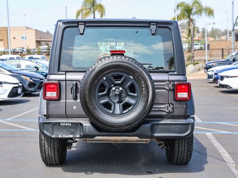 Used 2024 Jeep Wrangler Unlimited Sport AWD/4WD image 20