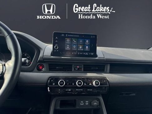 Used 2024 Honda Pilot TrailSport image 10