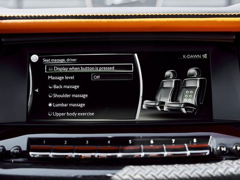 Used 2024 Rolls-Royce Cullinan Black Badge image 82