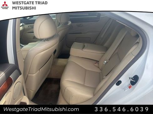 Used 2017 Lexus LS 460 w/ Comfort Package image 17