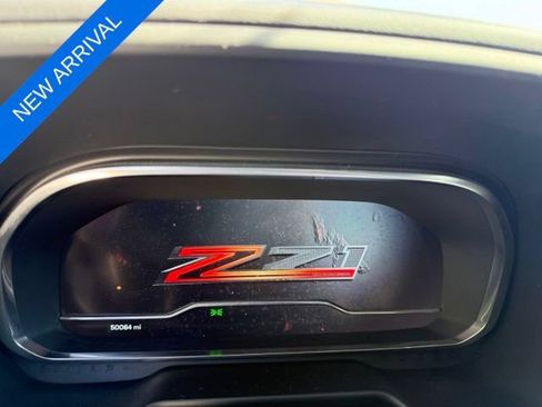Used 2022 Chevrolet Tahoe Z71 w/ Luxury Package AWD/4WD image 11