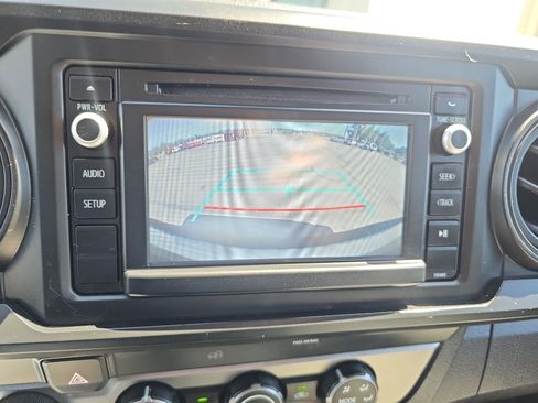 Used 2019 Toyota Tacoma SR AWD/4WD image 26