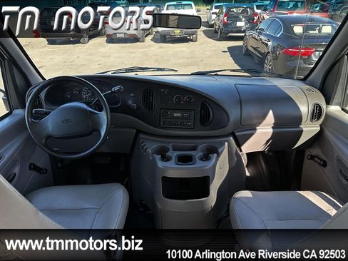 Used 2000 Ford E-350 and Econoline 350 Super Duty image 7