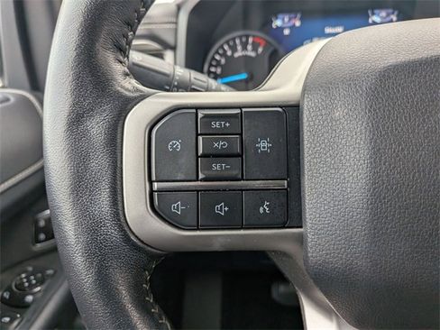 Used 2024 Ford Expedition XLT image 13