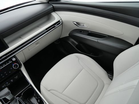 Certified 2026 Hyundai Tucson SEL image 11