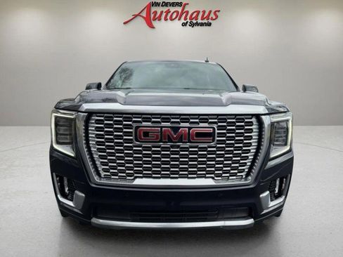 Used 2023 GMC Yukon Denali image 2