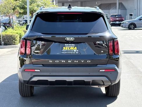 Used 2021 Kia Sorento S AWD/4WD image 6