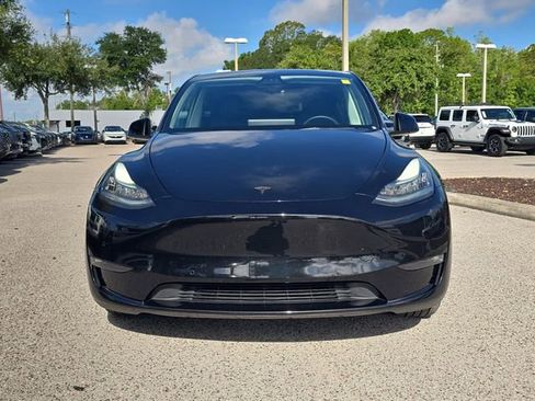 Used 2021 Tesla Model Y Long Range AWD/4WD image 2