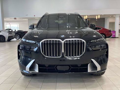 Used 2024 BMW X7 xDrive40i AWD/4WD image 8