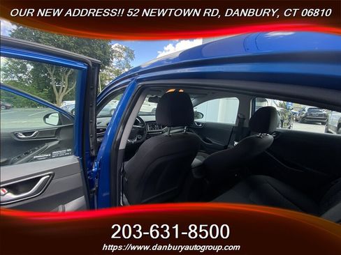 Used 2018 Hyundai Ioniq Blue FWD image 17