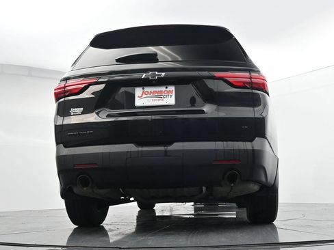 Used 2023 Chevrolet Traverse LT FWD image 35