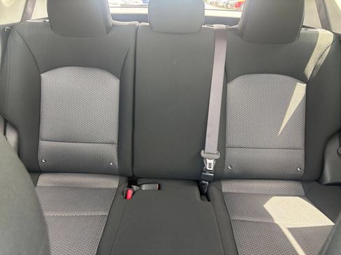 Used 2025 Kia Soul LX w/ LX Technology Package FWD image 36