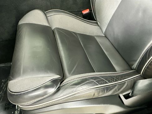 Used 2022 Volvo XC60 T8 R-Design w/ Advanced Package image 13