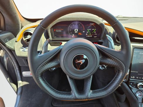 Used 2022 McLaren 720S Performance RWD image 13