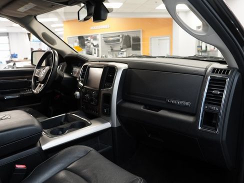 Used 2017 RAM 1500 Laramie w/ Convenience Group image 34
