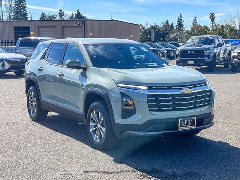 New 2026 Chevrolet Equinox LT w/ Convenience Package II image 5
