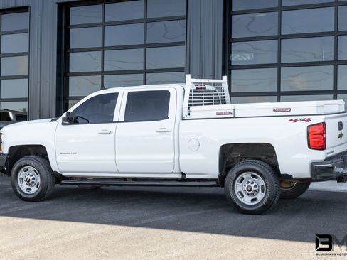 Used 2018 Chevrolet Silverado 2500 LT w/ LT Fleet Convenience Package image 5