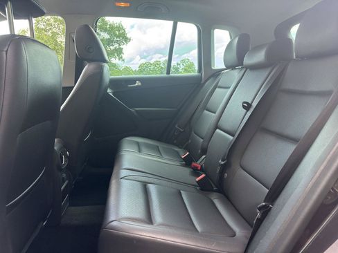 Used 2016 Volkswagen Tiguan SE AWD/4WD image 26