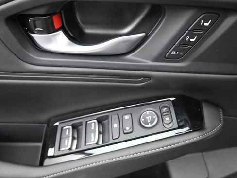 Used 2025 Honda Accord Touring image 27