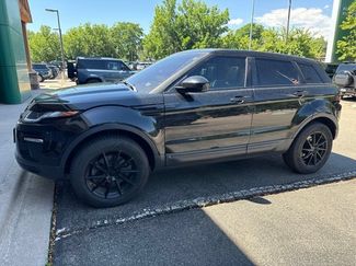 Used 2017 Land Rover Range Rover Evoque SE AWD/4WD video 1
