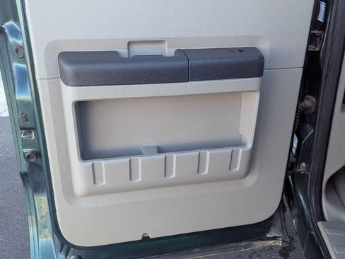 Used 2009 Ford F350 XLT image 13