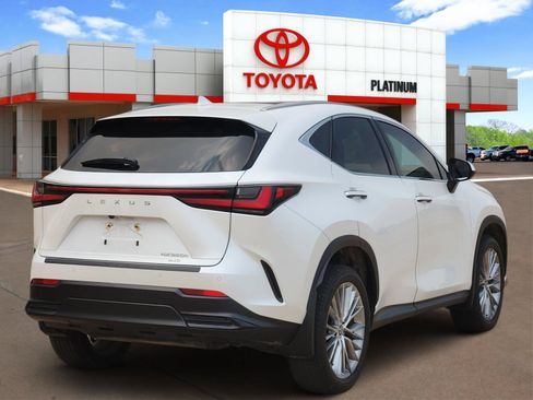 Used 2023 Lexus NX 350h AWD w/ Towing Package (2000 Lbs) image 4