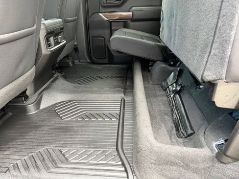 Used 2022 Chevrolet Silverado 1500 LT Trail Boss w/ Bed Protection Package AWD/4WD image 13