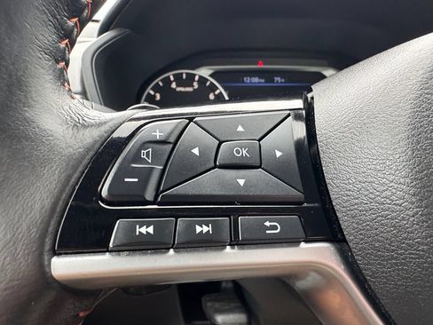 Used 2024 Nissan Altima 2.5 SR FWD image 13