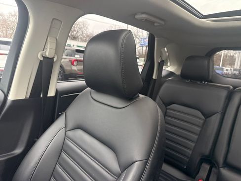 Used 2024 Ford Edge SEL w/ Convenience Package image 44