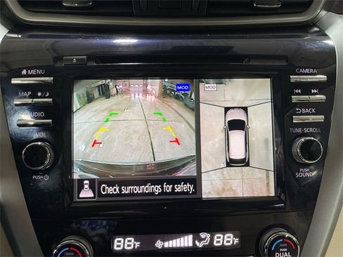 Used 2019 Nissan Murano Platinum image 17