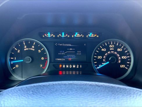 Used 2017 Ford F150 XLT w/ Equipment Group 302A Luxury AWD/4WD image 25