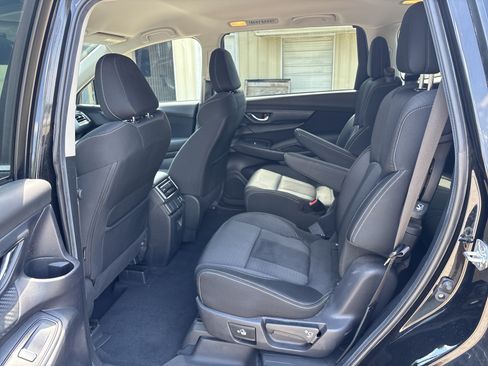Used 2024 Subaru Ascent Premium w/ Convenience Package AWD/4WD image 16
