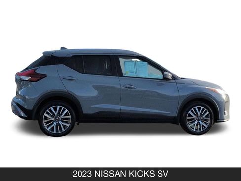Certified 2023 Nissan Kicks SV image 7