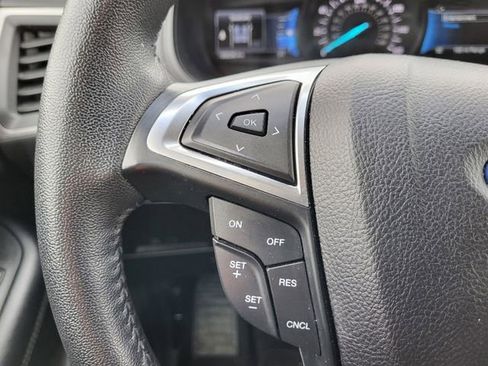 Used 2022 Ford Edge SEL image 20