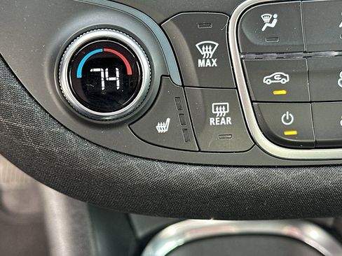 Used 2025 Chevrolet Malibu LT image 22