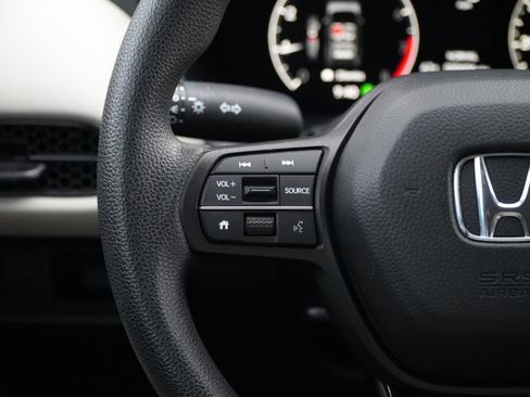 Used 2025 Honda HR-V LX image 21