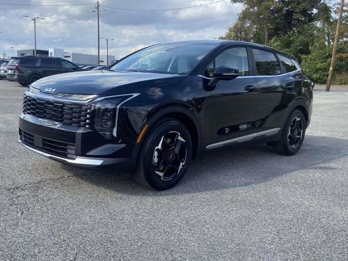 New 2026 Kia Sportage EX FWD image 5