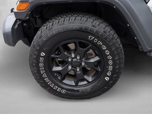 Used 2022 Jeep Wrangler Unlimited Sport image 25