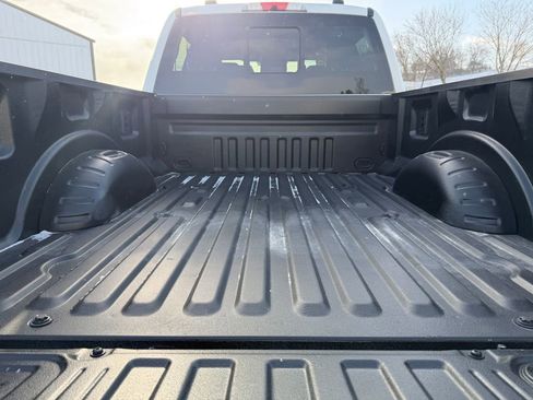 Used 2024 Ford F250 Lariat w/ Sport Appearance Package image 9