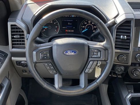 Used 2019 Ford F150 XLT w/ Equipment Group 302A Luxury AWD/4WD image 21