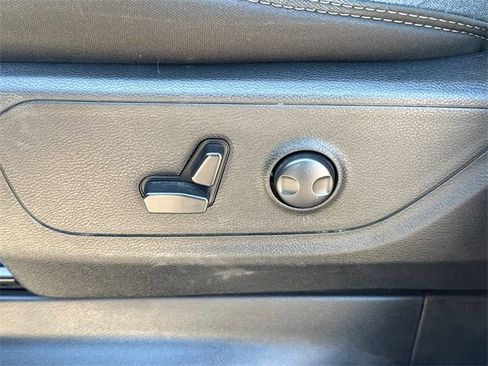 Used 2025 RAM 1500 Big Horn image 24