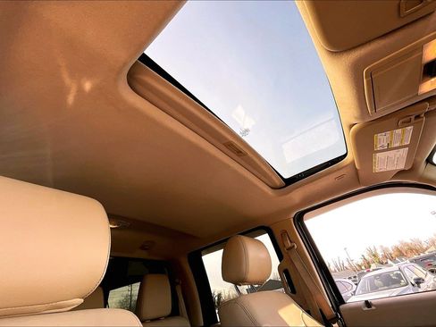 Used 2016 Ford F350 Lariat w/ Lariat Ultimate Package image 23