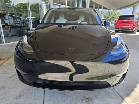 Used 2022 Tesla Model Y Performance AWD/4WD image 8